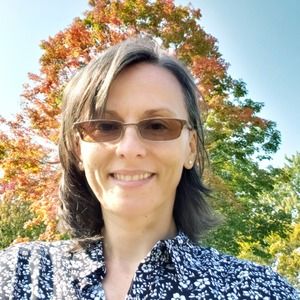 Meet your Posher, Daniela